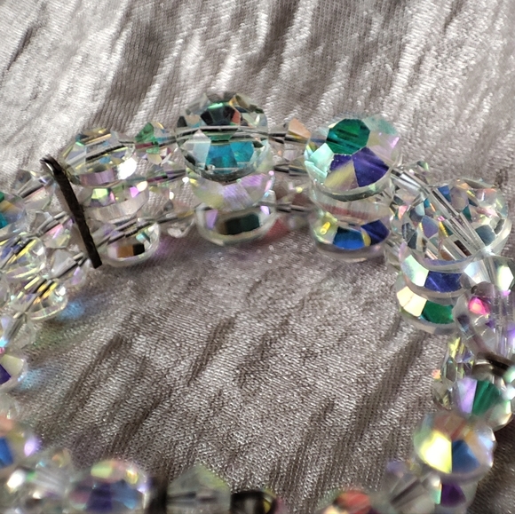 Triple Strand Vintage Memory Wire Crystal Clear Aurora Borealis Bracelet Small - Picture 6 of 12